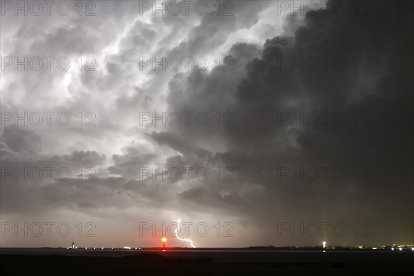 Stormy atmosphere on the island of Minsener Oog