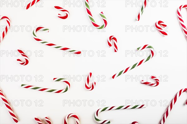 Set different candy canes