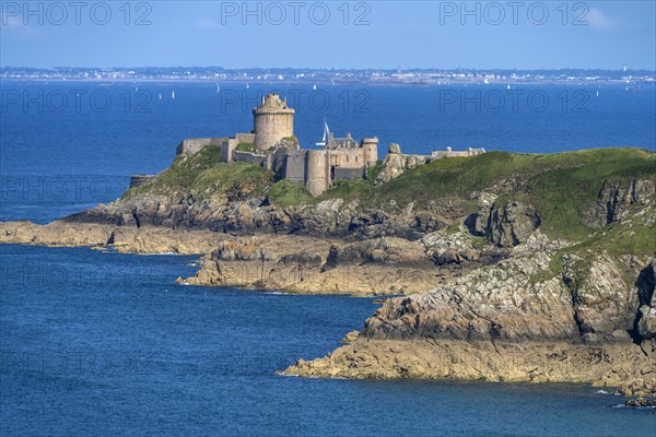 Fort La slat south of Cap Frehel