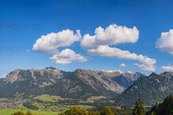 Mountain panorama from southwest on Oberstdorf