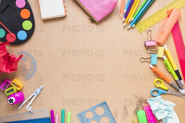 Border from school supplies