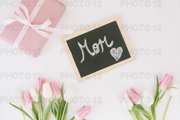 Mom inscription with tulips gift