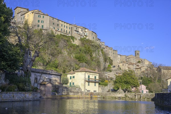 La Peschiera and view of the old town