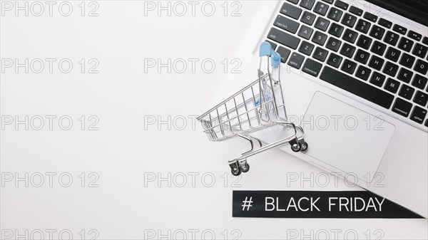 Shopping cart laptop with copy space