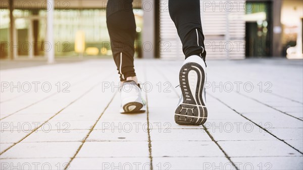 Crop legs running street
