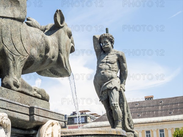 Lindwurm Fountain and Hercules Statue