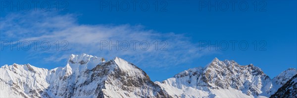 Mountain panorama in winter from Untere Lugenalpe