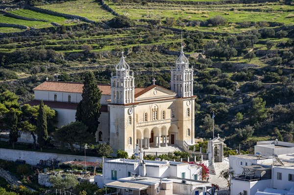 View over the village of Lefkes with the church of Agia Triada