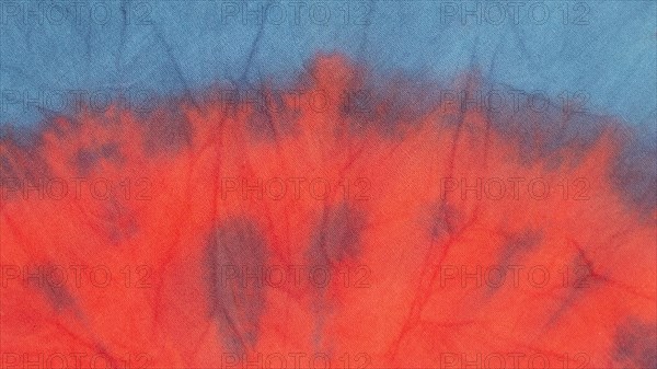 Gradient tie dye textile_3