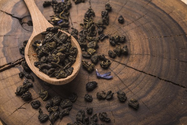 Various dried tea wooden tree stump backdrop