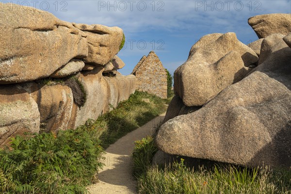 Ruin at the path of the publicans