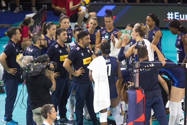 Davide MAZZANTI Coach Italy gives instructions to the teamVolleyball