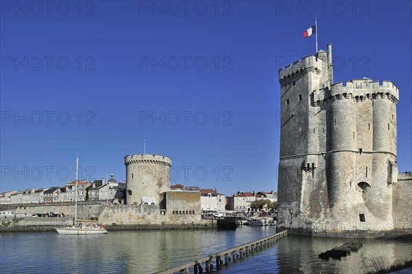 The medieval towers tour de la Chaine and tour Saint-Nicolas in the old harbour