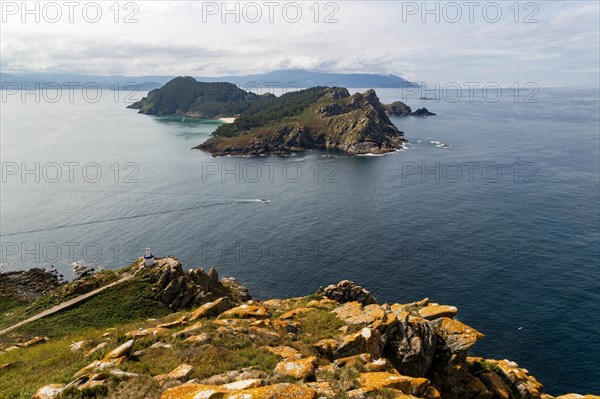 Saint Martin or South island