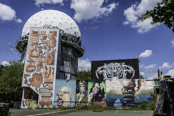 Graffiti on Teufelsberg