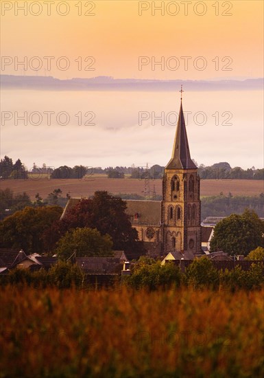 The church of St. Servatius at sunrise