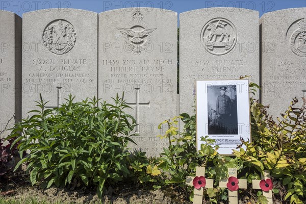 Picture at British soldier's grave at the Lijssenthoek Military Cemetery