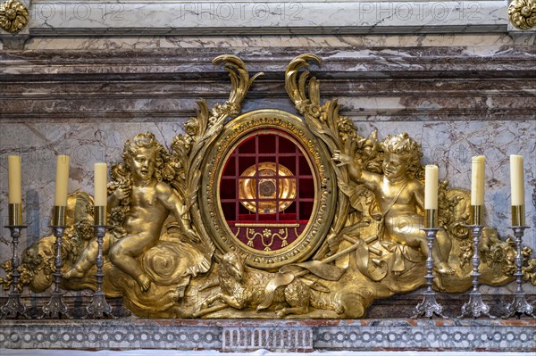 Relic with the head of John the Baptist in Notre Dame d'Amiens Cathedral