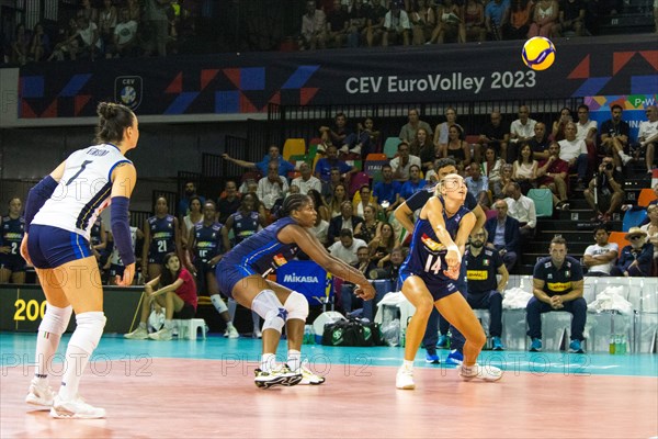 Elena PIETRINI Italy and Miriam SYLLA Italy fend off a ball