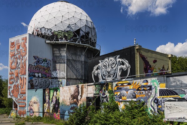 Graffiti on Teufelsberg