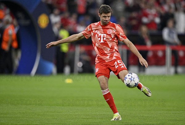 Warm-up training Thomas Mueller FC Bayern Munich FCB