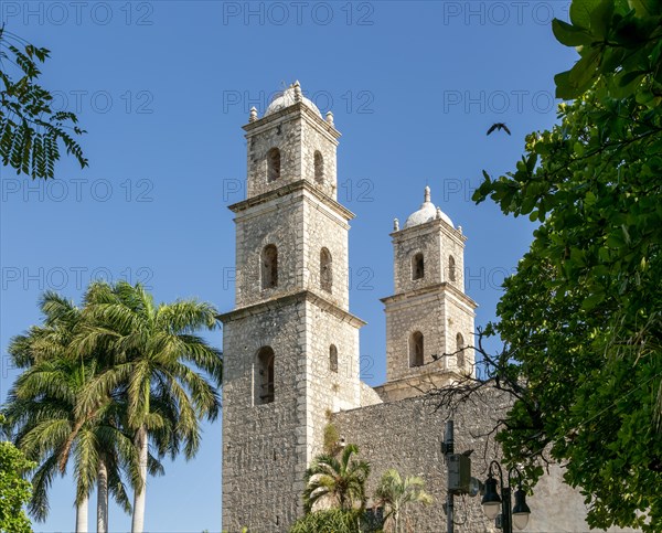 Towers of church of Iglesia de Jesus