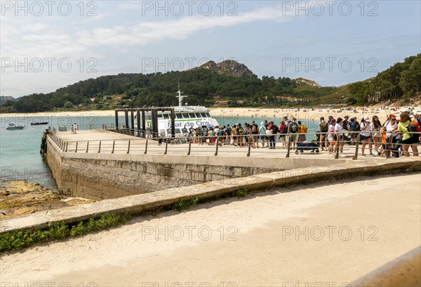 Mar de Ons ferry boat