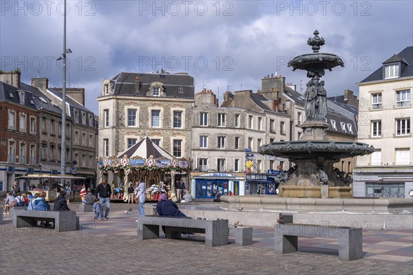 Fountain Fontaine Mouchel on the General de Gaulle Square