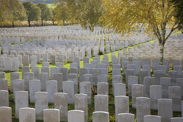 Hooge Crater Cemetery