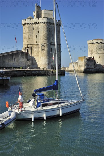 The medieval towers tour de la Chaine and tour Saint-Nicolas in the old harbour