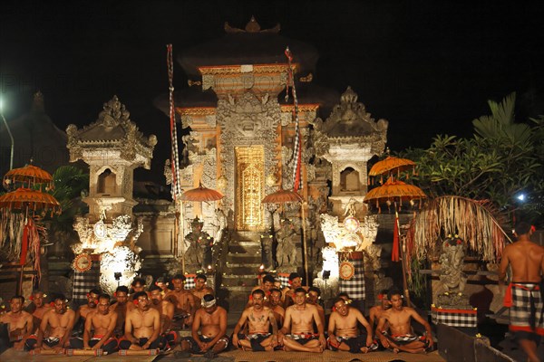 Dance performance in the temple