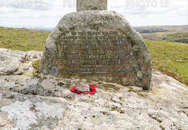 War remembrance monument Cave-Penney Memorial cross 1918