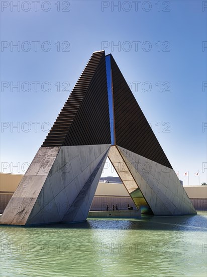 Monument to the memory of the fallen Portuguese soldiers from overseas