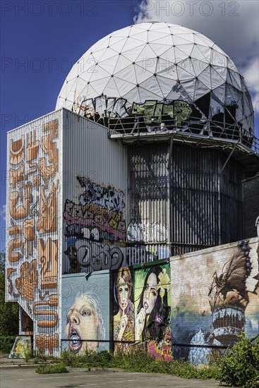 Graffiti on Teufelsberg