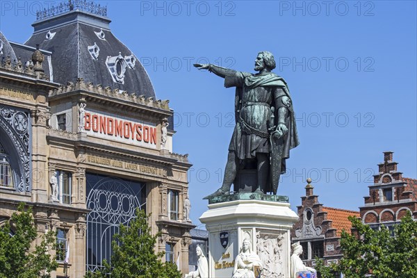 Statue of Jacob Van Artevelde and Bond Moyson building in art nouveau style at the Friday Market