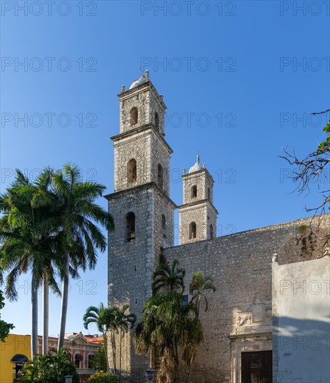 Towers of church of Iglesia de Jesus