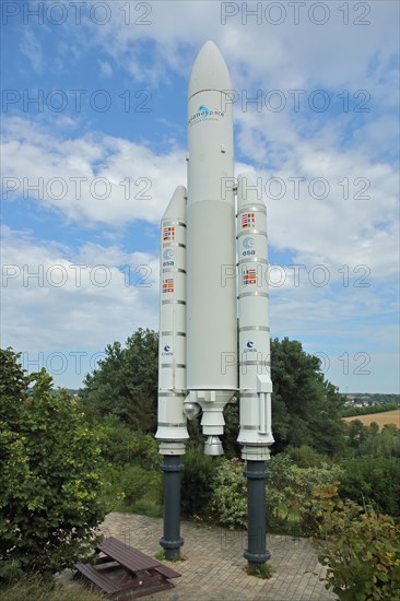 Monument to civil engineer Walter Hohmann with Ariane 5 launcher on a scale of 1:4