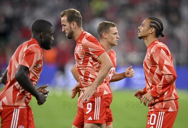 Warm-up Training Dayot Upamecano FC Bayern Muenchen FCB