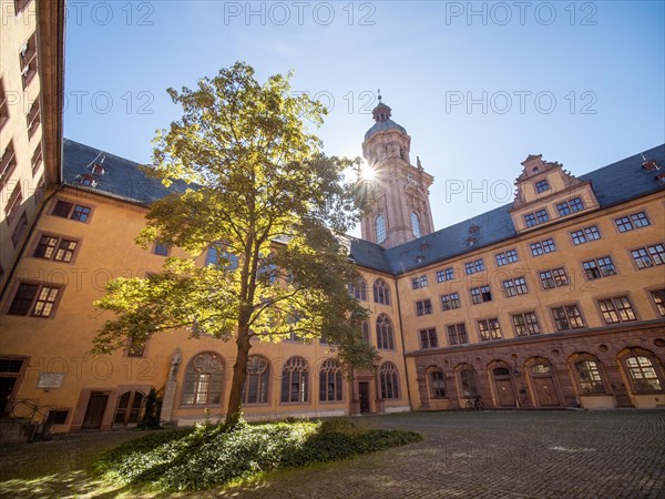 Inner courtyard with tower of the Neubaukirche