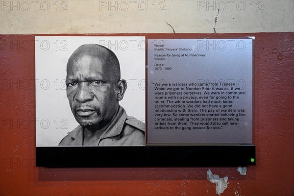 Display board with a prisoner's profile