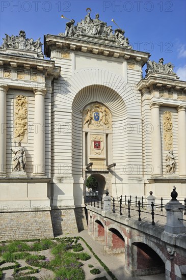 The triumphal arch Porte de Paris at Lille