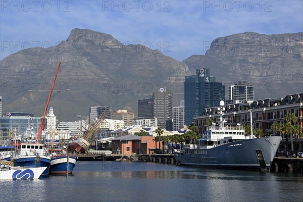 View of Table Mountain from the Victoria and Alfred Waterfront