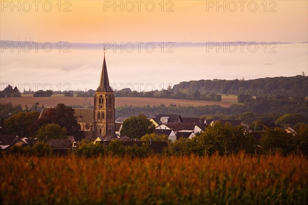 The church of St. Servatius at sunrise