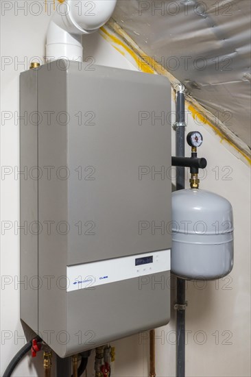 Domestic condensing boiler