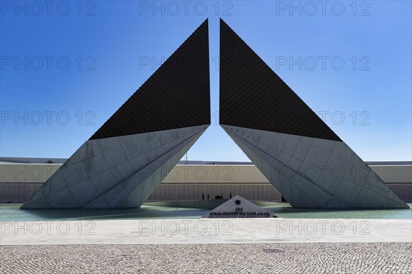 Monument to the memory of the fallen Portuguese soldiers from overseas