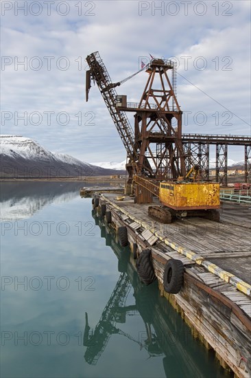 Coal loading crane in the harbour at Pyramiden