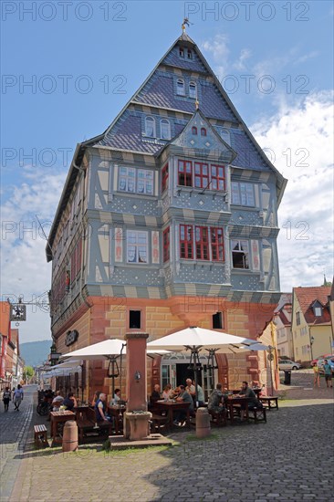 Historic half-timbered house Hotel zum Riesen