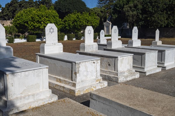 Graves from 1938 to today