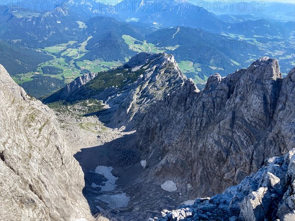 Low view from the Hochkalter to the remains of the Blaueis glacier