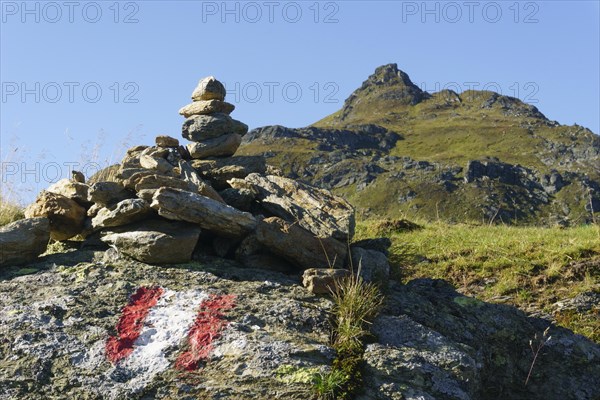 Steinmandl in front of Tristkopf